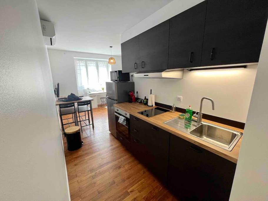 Appartement Climatise / Centre-Ville / 4 Personnes Besancon Exterior photo